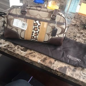 Singnature class C Coach bag with leopard middle